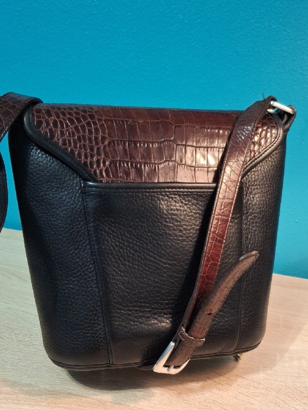 Brighton Magdaleine Brown Croc-Embossed & Black Leather Crossbody Vintage - Picture 3 of 15